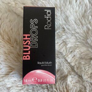 Radial Blush Drops in Frosted Pink